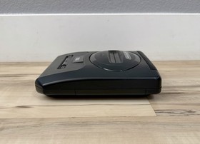 Sega Genesis 2 Console Bundle Model MK-1631 W/ 2 Controllers + 6-Games - Tested