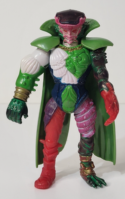 Big Bad Beetleborgs Magnavores Typhus VTG 1996 Bandai w/ Cape