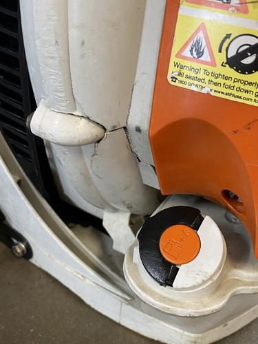 STIHL BR600 Backpack Leaf Blower - 65cc Blower Read All Notes - Picture 13 of 13