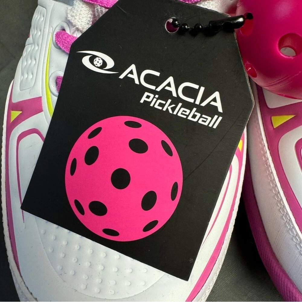 Pickleball court shoes size 11