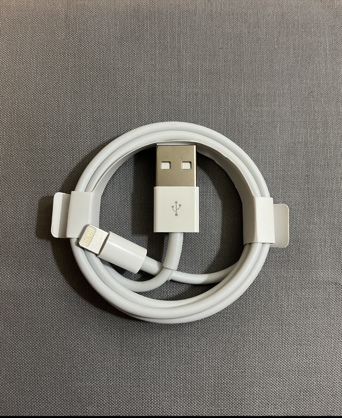 Apple USB Lightning Cable Cord 1M(3.3ft) / AUTHENTIC / NOT FAKE / OPEN NEW-image