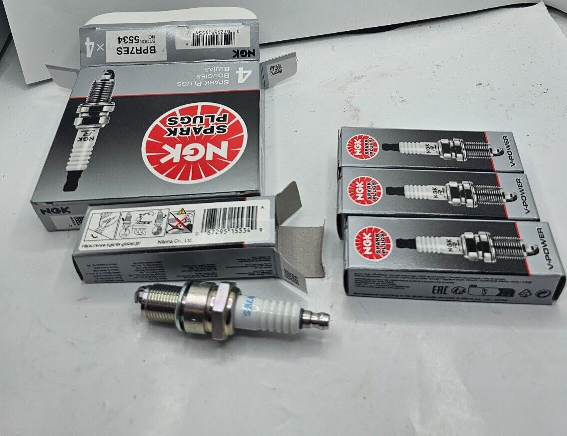 QTY 8  NGK Spark Plug BPR7ES 5534 for 1979-1984 Ferrari 308 GTB