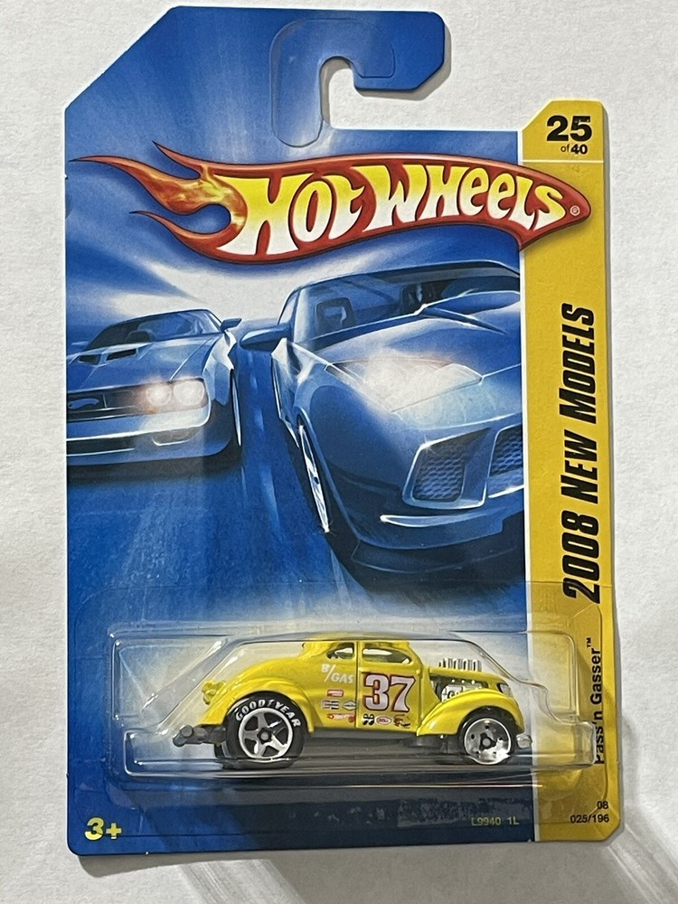 2008 Hot Wheels New Models Pass'n Gasser 25/40 Yellow Good Year