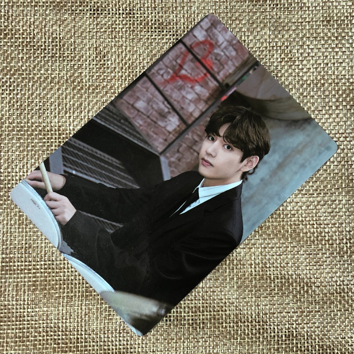 BTS V 2/8 [PTD PERMISSION TO DANCE ON STAGE] Official Mini