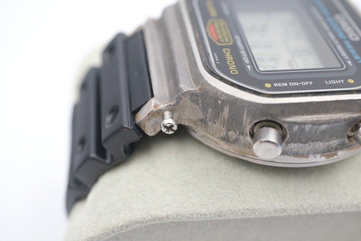 CASIO／G-SHOCK／DW-5600 C／901 Vintage Casio G Shock DW-5600C-1 SCREWBACK Silver 901 Mod