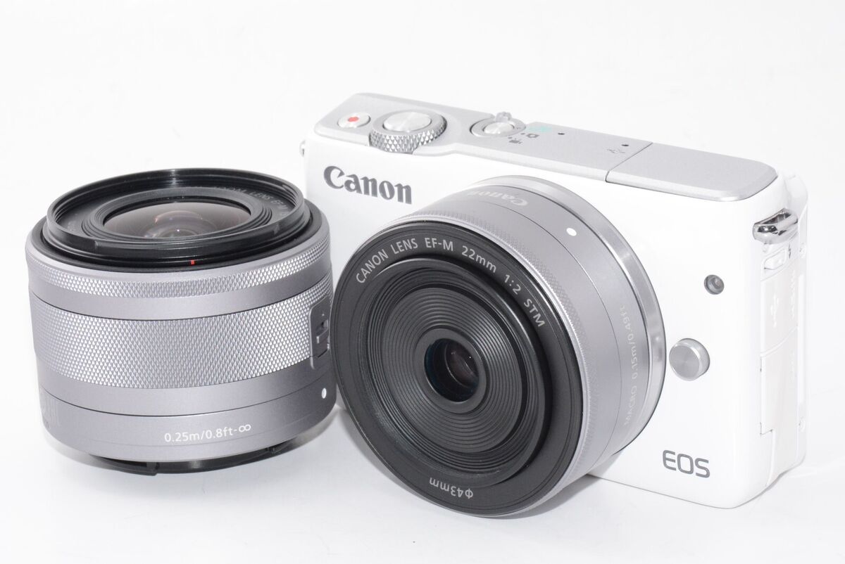 Canon EOS M10 + EF-M 22mm - デジタル一眼 Canon EOS M10 + EF-M 22mm - デジタル一眼