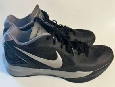 nike flywire tennis shoes
