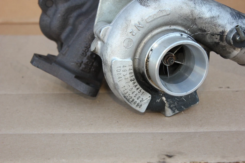 Cargador turbo Subaru Impreza WRX Forester Baja 58T 2.0L TD04L-13T 49377-04502 Foto 3 de 4