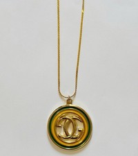 Vintage Gucci Pendant Necklace Gold / Green