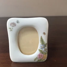 Vintage Mini Picture Frame Floral Fairy Cottage Porcelain Ceramic White Tabletop