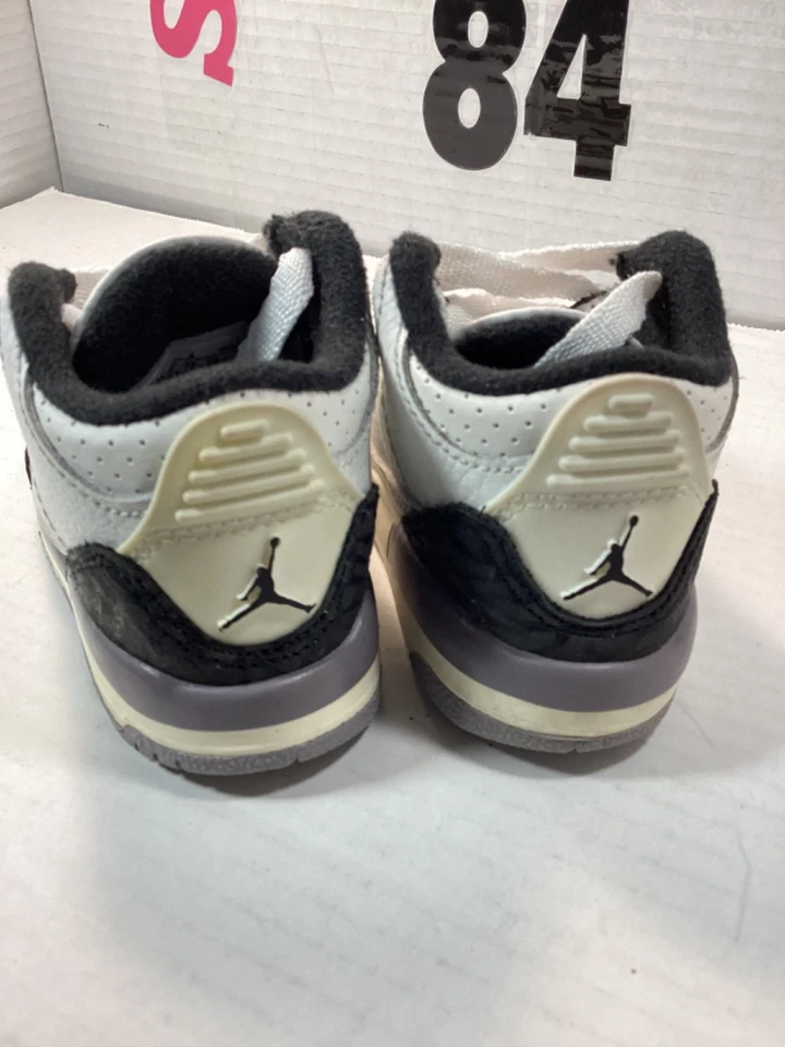 Nike Air Jordan Retro 3 Niño Gris Cemento talla 4C Foto 4 de 4