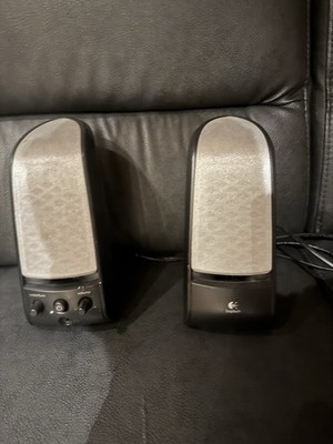 Logitech X120 Computer/Laptop kabelgebundene Lautsprecher vintage