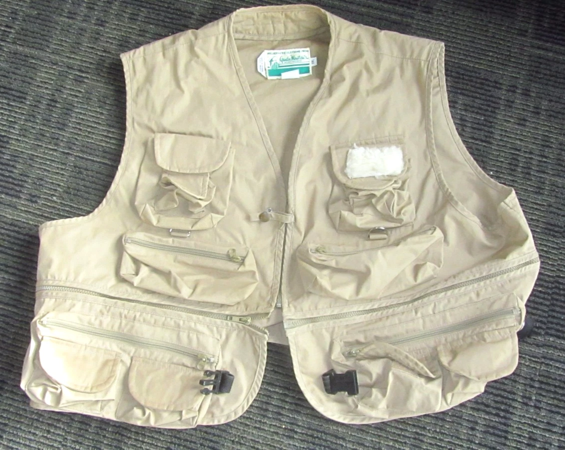Gander Mountain Fishing Photography Outdoor Hunting Hiking Vest Men's 2XL XXL