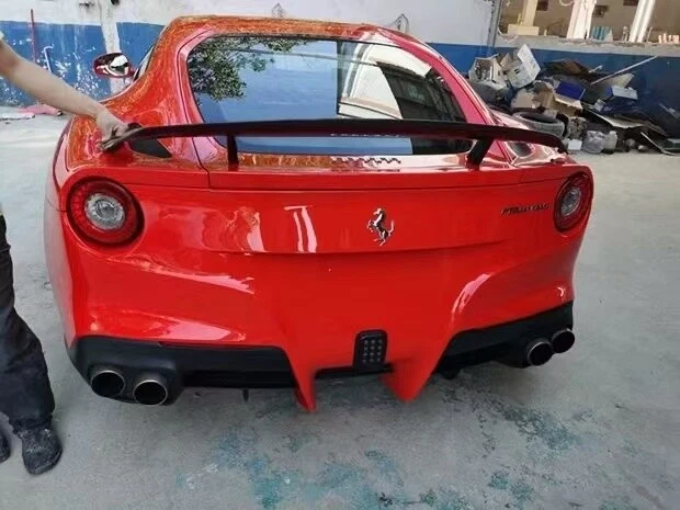 PARA FERRARI F12 BERLINETTA SPOILER TRASEIRO DE FIBRA DE CARBONO REAL ASA ESTILO V - Imagem 2 de 3