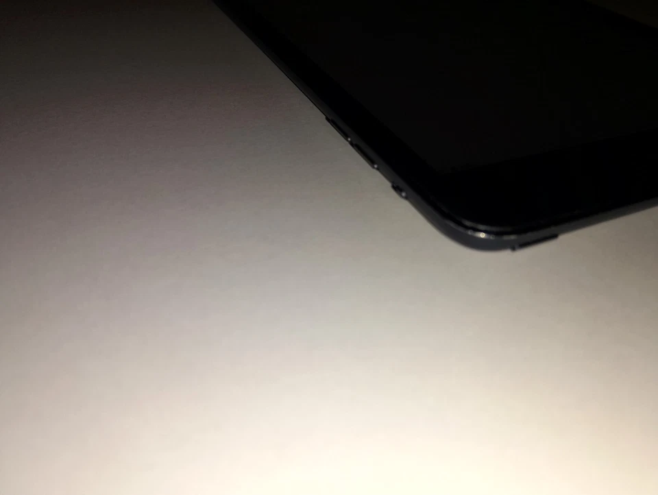 Apple iPad Mini 1st Gen A1432 16GB Wi-Fi Space Grey 7.9" Tablet Only / Working  - Image 4 of 4