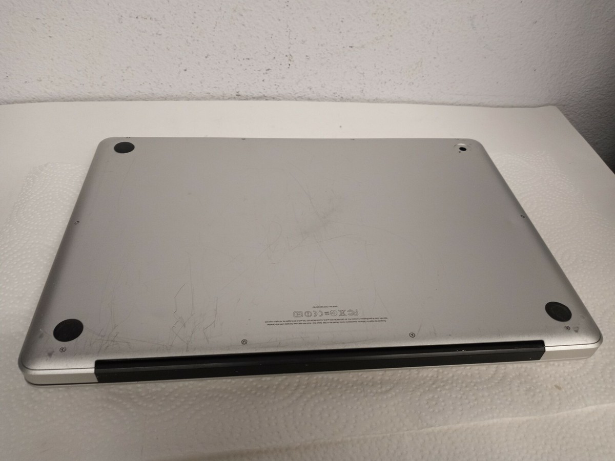 Apple MacBook Pro 15.4