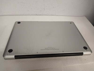 Apple MacBook Pro 15.4