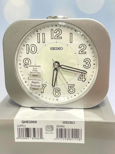 100% Seiko new Bedside Alarm Clock DESPERTADOR QHE206 beep,light,sweep+Free Ship - Picture 7 of 10