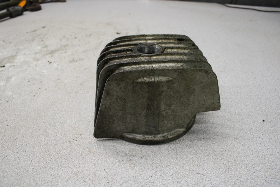 1973 Honda CB500 ENGINE OIL FILTER COVER C9-6592.IT - Image 3 of 4