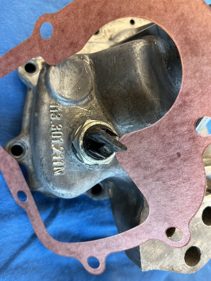 Nice OEM Volkswagen Nose Cone Beetle Type 3 113301211N Hardwear Bushing And Seal - Image 2 of 3