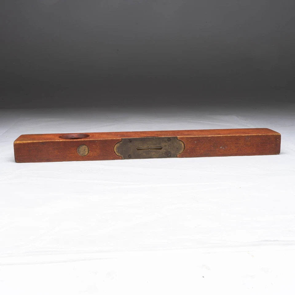 Sargent & Co. Carpenter's Bubble Level Wood and Brass Model 189 16" - Image 2 of 4