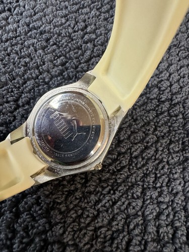Vintage Puma PM820 Watch White Resin Band Silver Case Yellow Dial New Battery - Picture 5 of 5