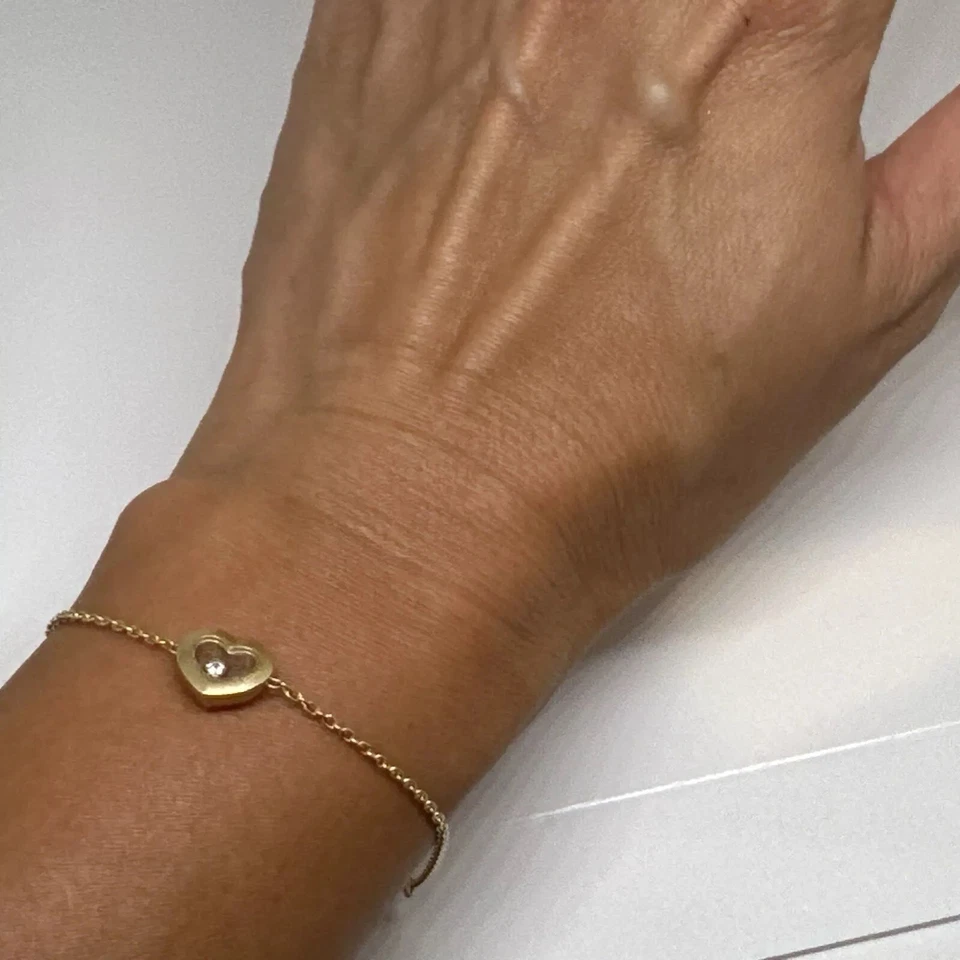 Chopard Happy Diamond icon 18k yellow gold diamond bracelet heart floating chain - Image 3 of 4