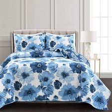 Lush Decor Leah Reversible Floral Quilt Set Full/Queen Navy  White 3 Piece