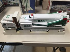 Vintage 1999 Hess Toy Truck And Space Shuttle With Satellite Brand New In Box