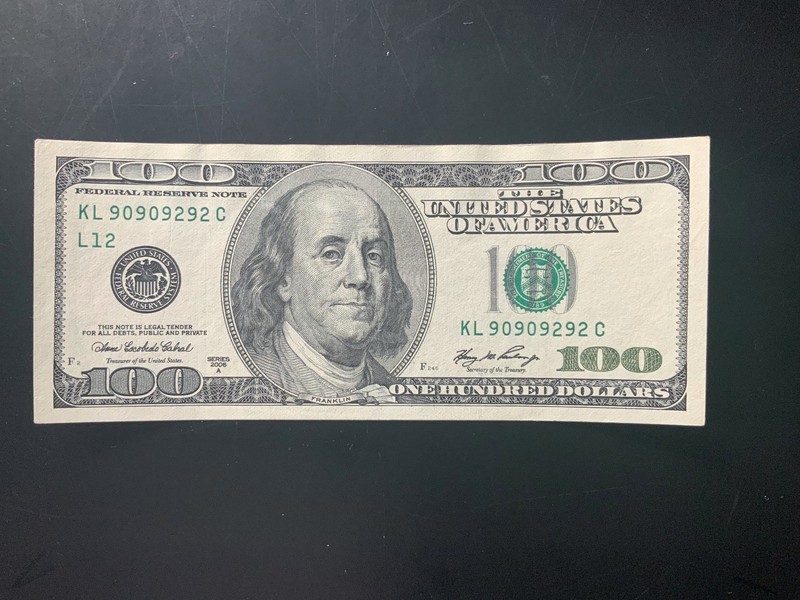 2006A $100 DOLLAR BILL KL90909292C 4-of-a-kind and 2 pairs