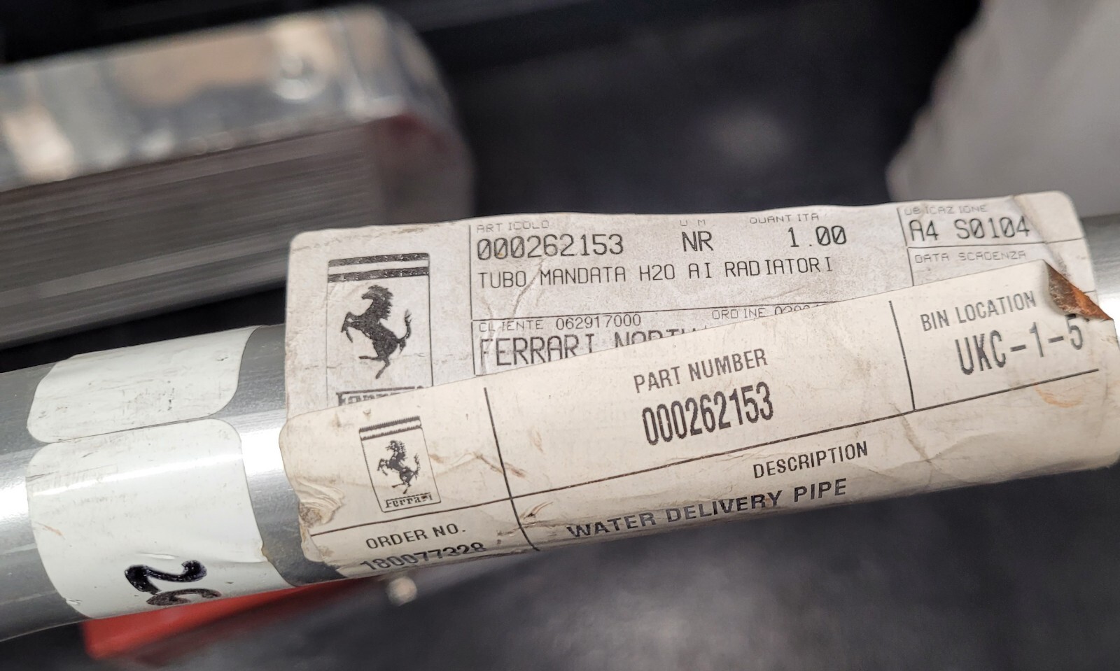 262153 Ferrari Italia 458 WATER DELIVERY PIPE