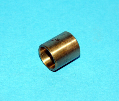 Triumph Pre-Unit 350 small end bush oberes Pleuel auge 70-1762 E1762