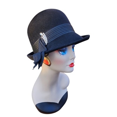 Ritz Henry Pollack Womens Cloche Hat M New York Black Wool  display picture 3