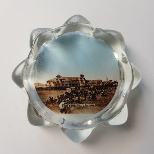 Antique Southsea South Parade Pier glass paperweight 7cm c1890s channel England - Afbeelding 1 van 12