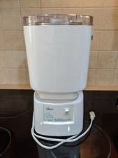 Oster Electric Ice Cream Maker Frozen Yogurt Sorbet 1.5 Qt & Storage Lid 7.B2