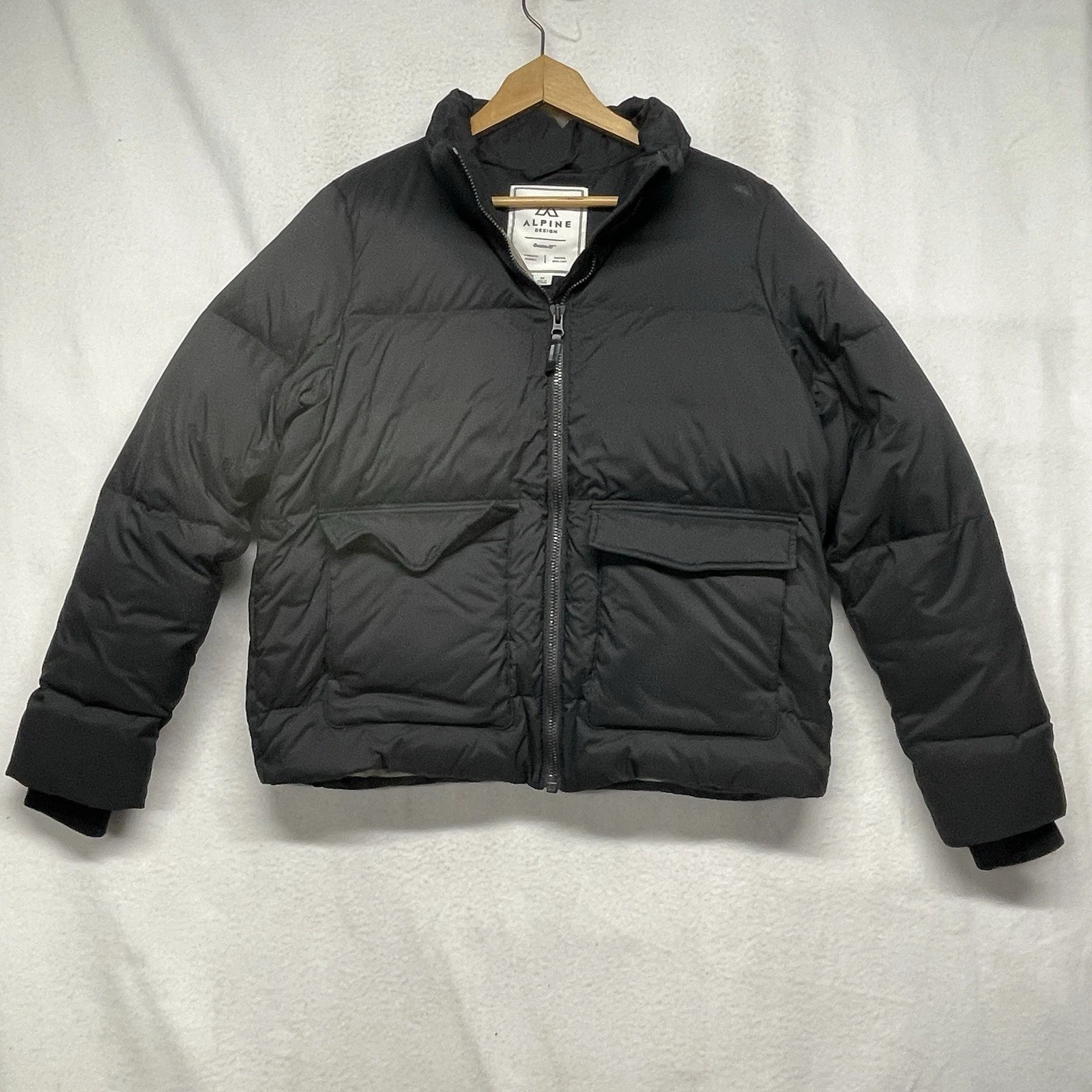 Alpine Down Jacket Men’s Medium Black Ski Puffer Coat Winter Warm