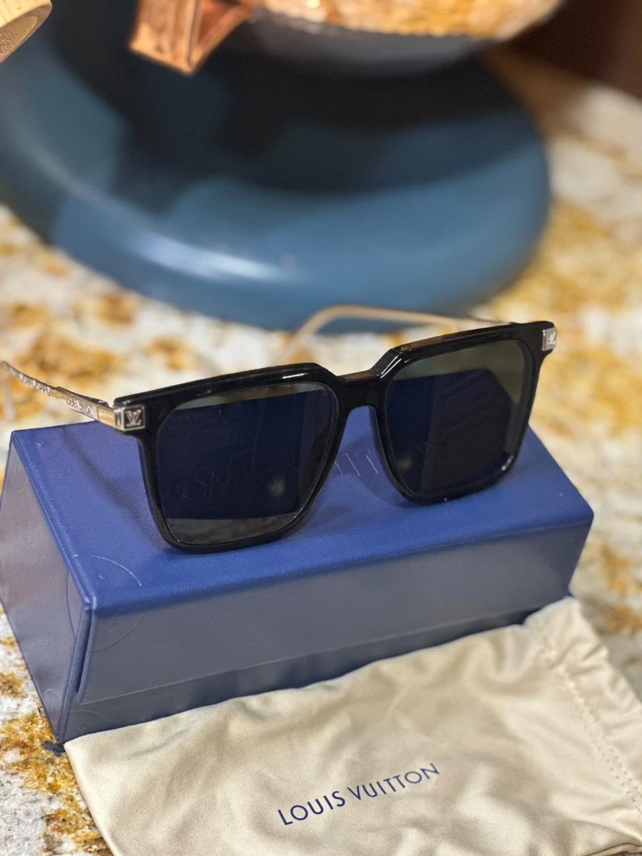 【購入早い者勝ち⭕️】Louis Vuitton サングラス ブラック 25+ Louis Vuitton Black Black Sunglasses for Men for sale