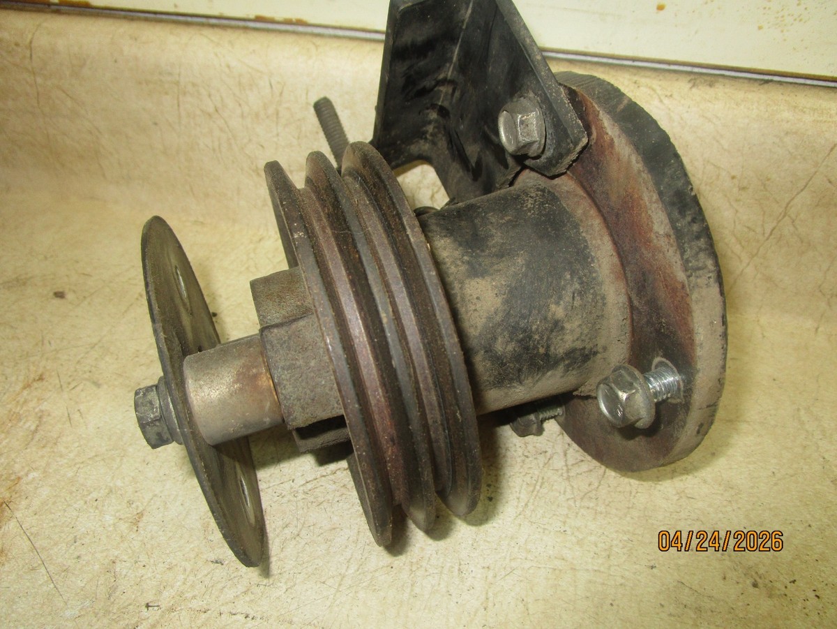 2002 02 03? 04? GRASSHOPPER 721D2 FRONT DRIVE JACKSHAFT ASSEMBLY