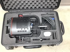 Fiilex Q500-AC 5-inch Fresnel LED Travel Kit - Very Good Condition