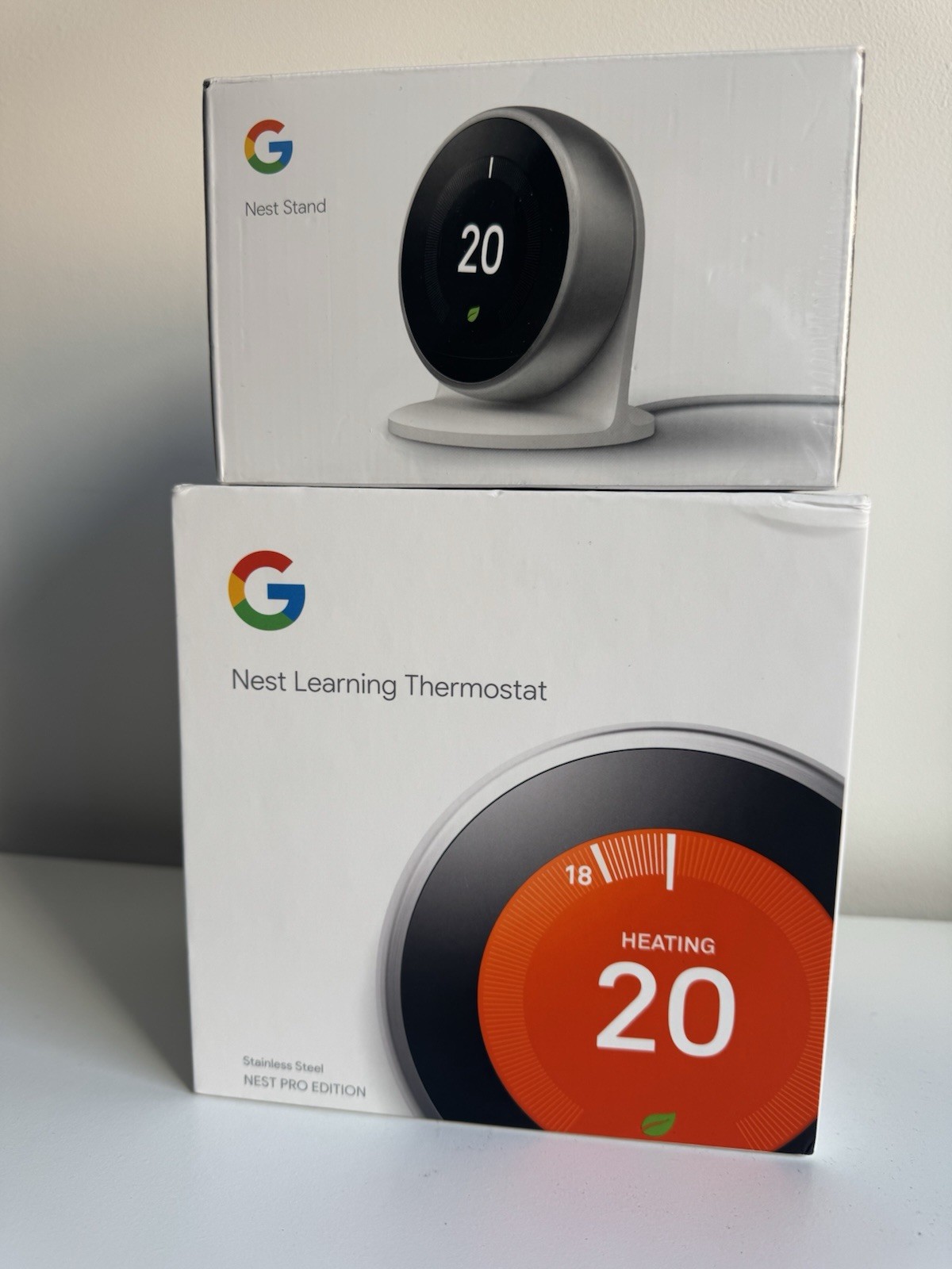 Google Nest Learning Thermostat 3rd Generation Programmable with Stand New Boxed