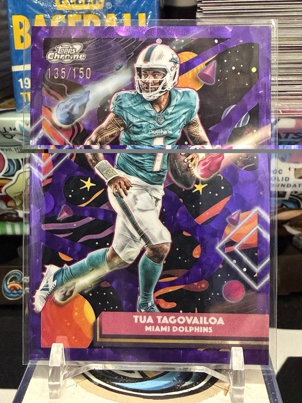 2025 Topps Cosmic Chrome Tua Tagovailoa Purple Nebula /150 Flacons/Dolphins TZ