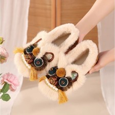 Women Embroidered shoes Chinese Hanfu Flat Shoes Autumn winter