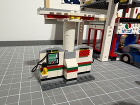 LEGO CITY (4207)  City Garage  Pre Owned Complete*