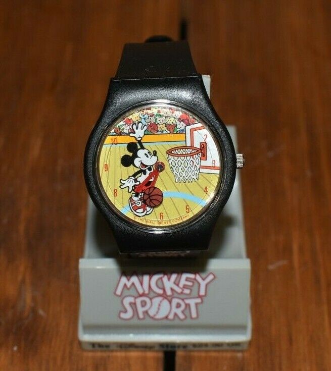 Valdawn Mickey Mouse The Disney Store Watch Quartz 35mm Plastic Vintage Works