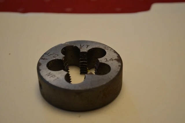 Vermont Industrial  1/2-14 NPT Thread, Non-adjustable Round Pipe Die HSS RH - Image 3 of 3