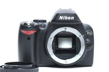 Nikon D40 Digital SLR Camera 991