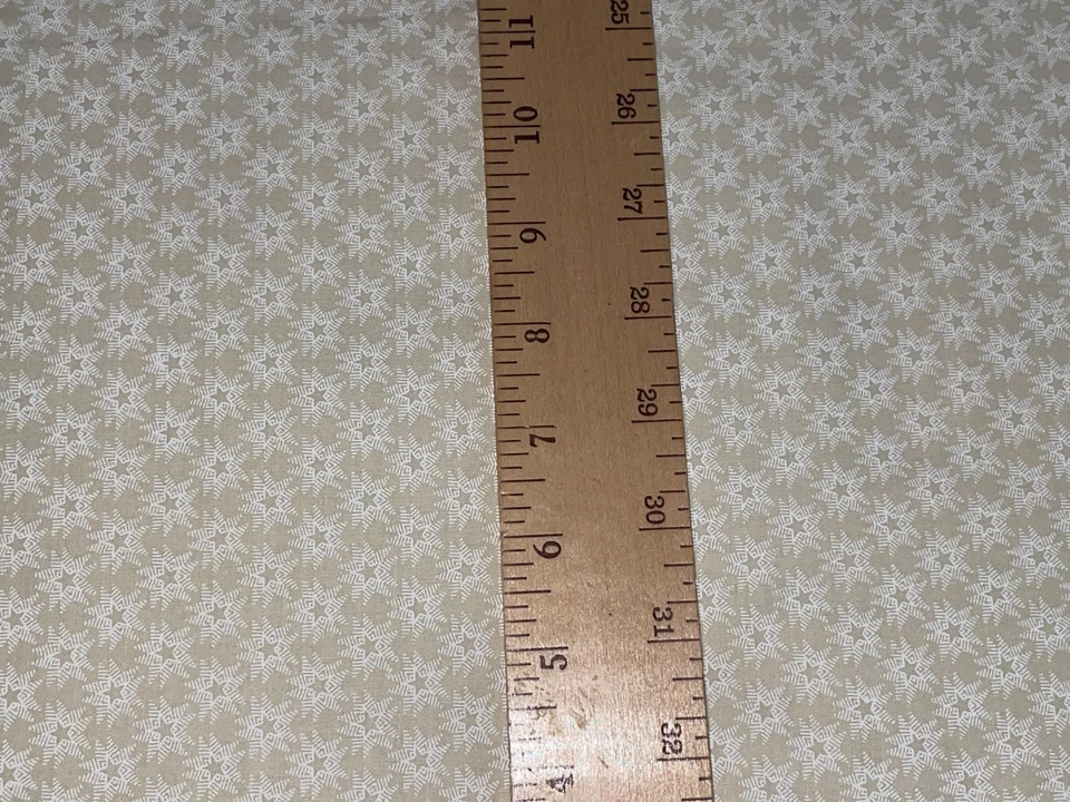 Tela de edredón de algodón tono crema estrellas blancas de 1/2 yarda BTHY Foto 2 de 3