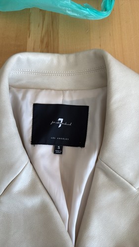 7 For All Mankind Cropped Vegan Leather Blazer Jacket Size Small *EUC* - Afbeelding 7 van 9