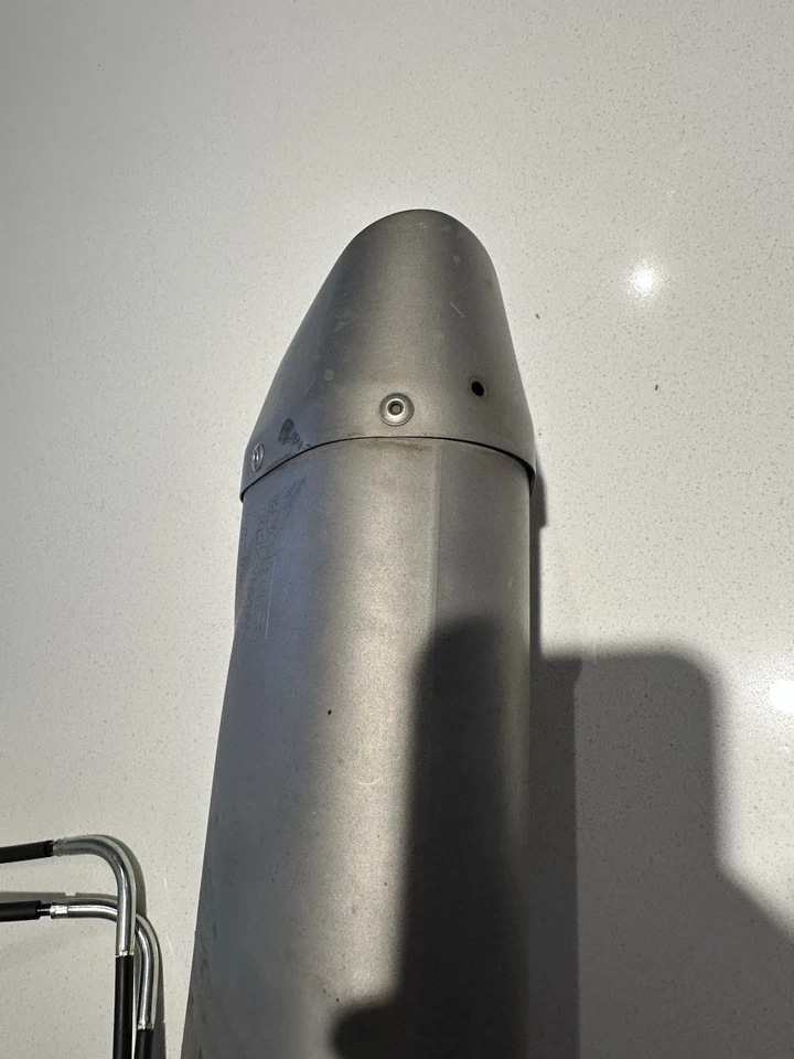 EXHAUST MUFFLER ORIGINAL OEM Yamaha YZF R6 2006-2007 (FZF-R6 2C0) 2006 YAMAHA - Изображение 3 из 4