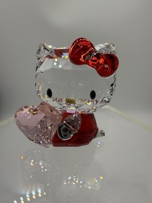 Swarovski Hello Kitty Pink Heart 5135886 BNIB